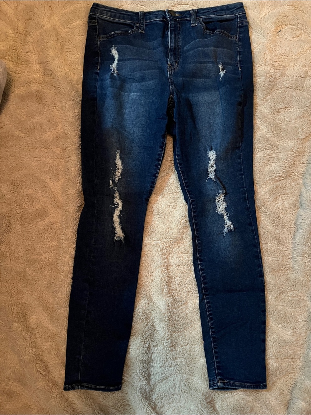 SO Women’s Dark Blue Distressed Skinny Jeans